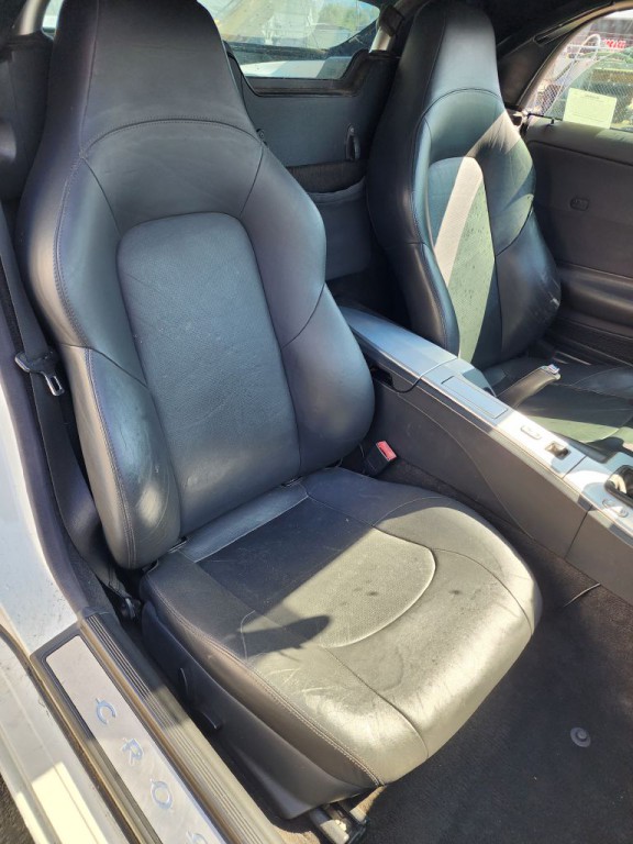2006 Chrysler Crossfire Image 6