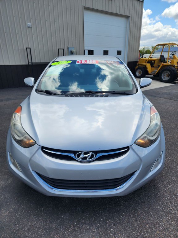 2012 Hyundai Elantra Image 3