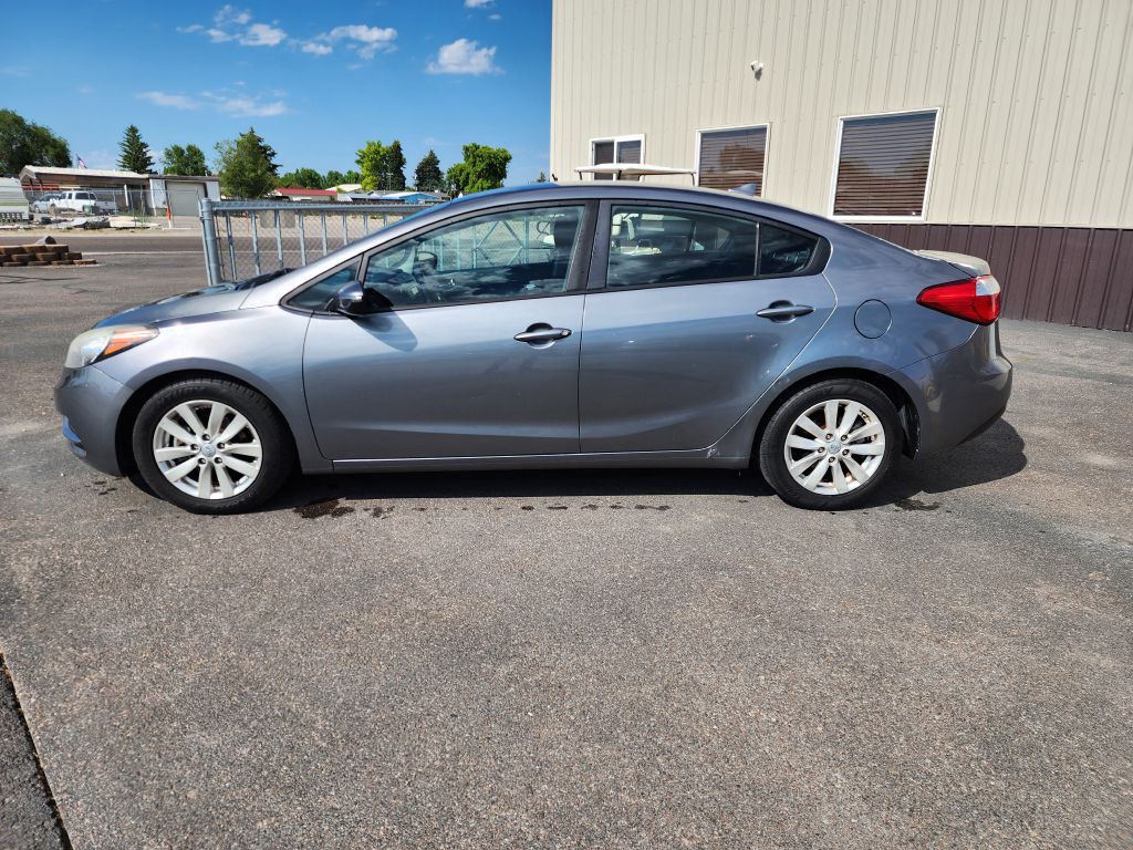 2016 Kia Forte Image 2