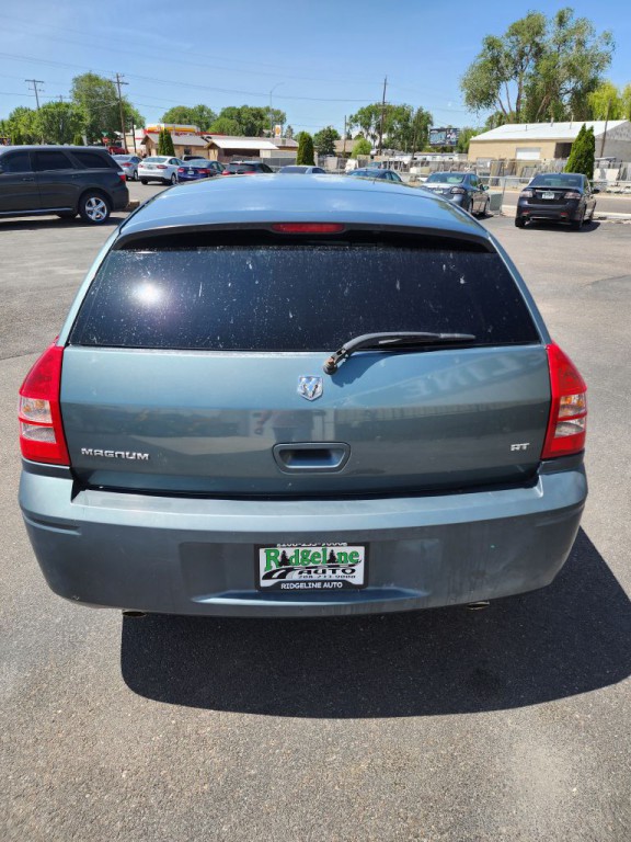 2005 Dodge Magnum Image 5