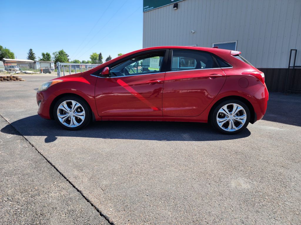 2013 Hyundai Elantra Image 3