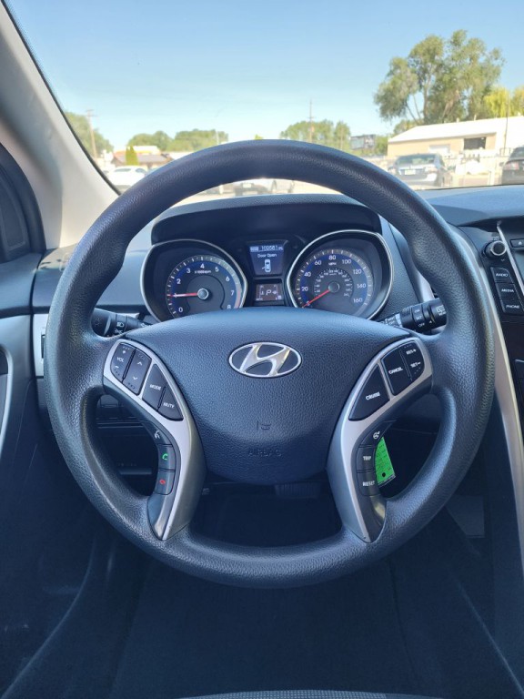 2013 Hyundai Elantra Image 12
