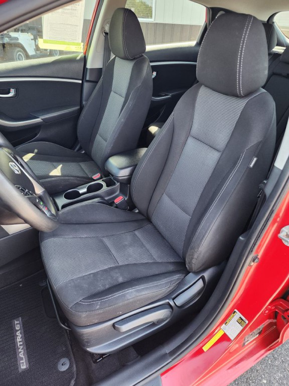 2013 Hyundai Elantra Image 14