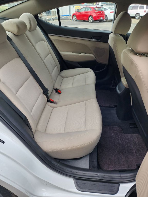 2018 Hyundai Elantra Image 6