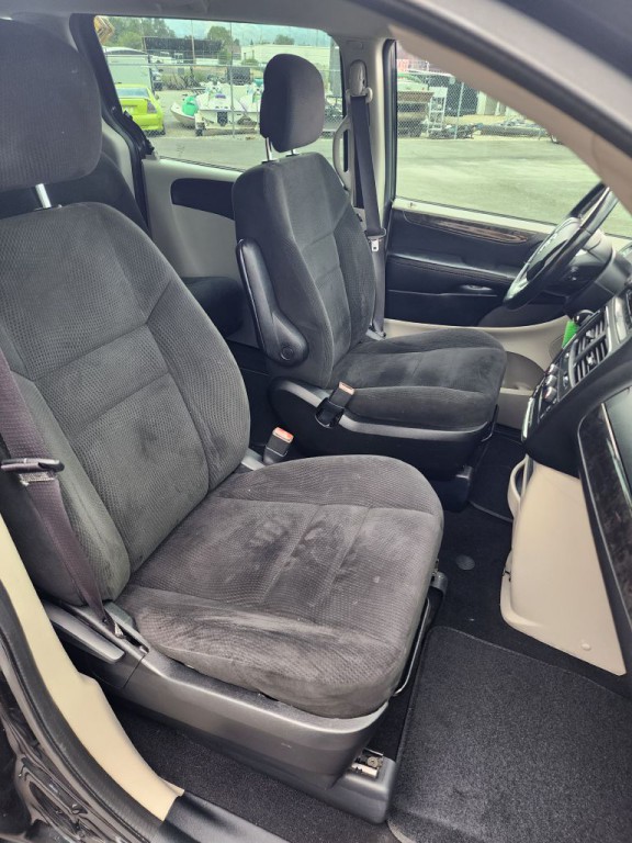 2015 Dodge Grand Caravan Image 6