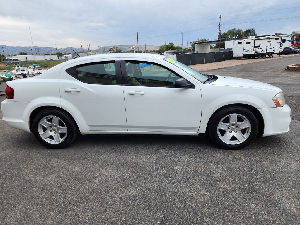 2014 Dodge Avenger Image 4