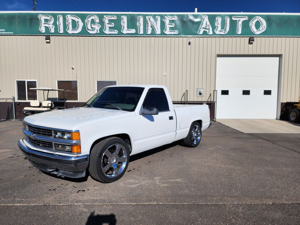 1995 Chevrolet C/K Image 1