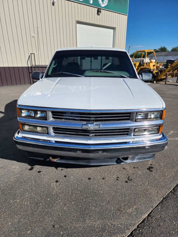 1995 Chevrolet C/K Image 3