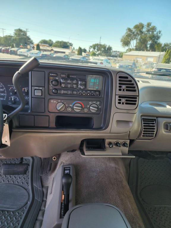 1995 Chevrolet C/K Image 11