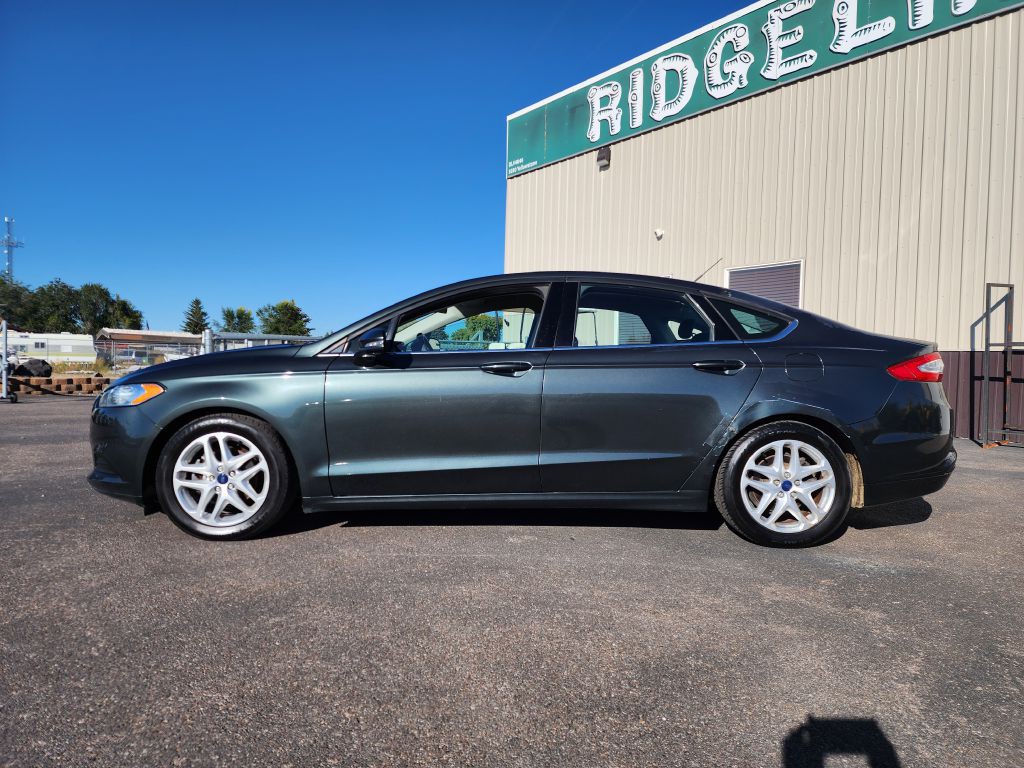 2015 Ford Fusion Image 2