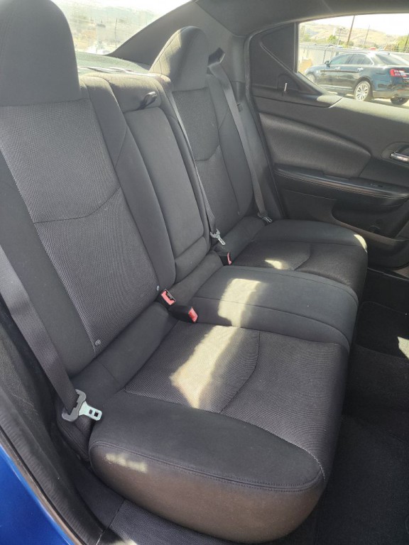 2013 Dodge Avenger Image 7