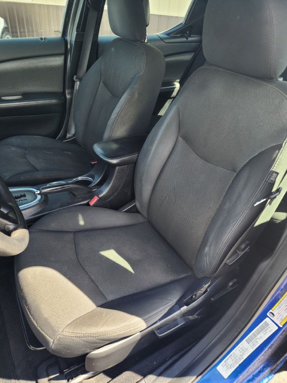 2013 Dodge Avenger Image 12