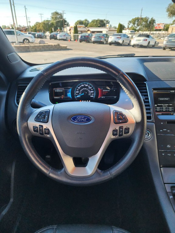 2015 Ford Taurus Image 10