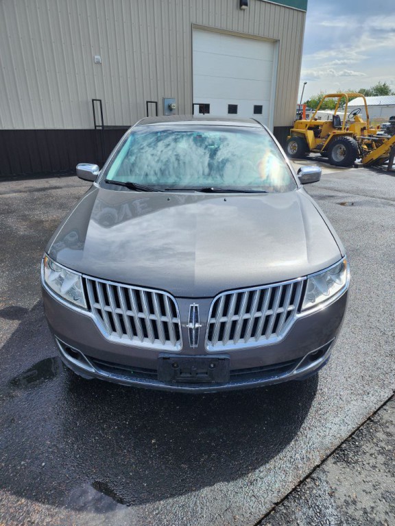 2012 Lincoln MKZ Image 3