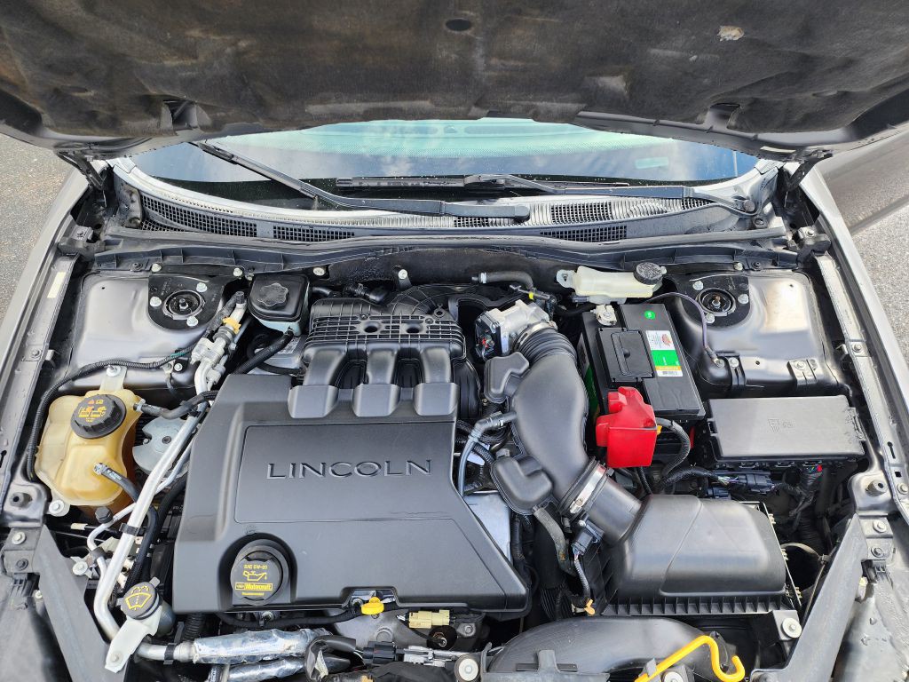 2012 Lincoln MKZ Image 14