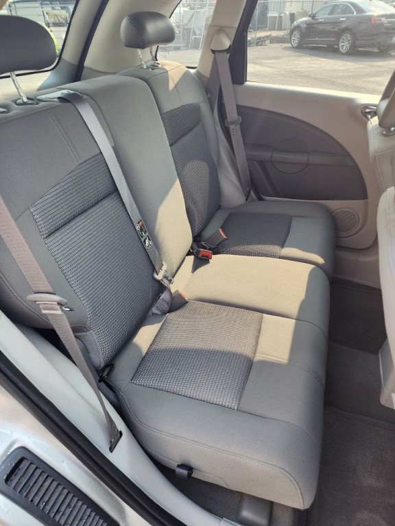 2009 Chrysler PT Cruiser Image 7