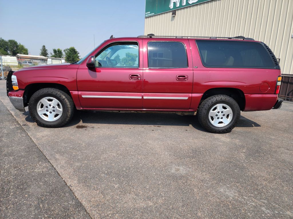 2006 Chevrolet Suburban Image 2