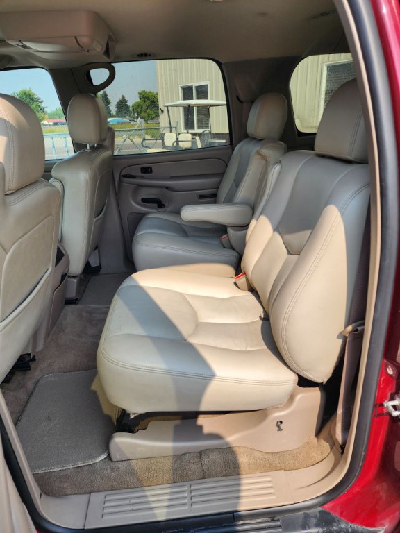 2006 Chevrolet Suburban Image 11