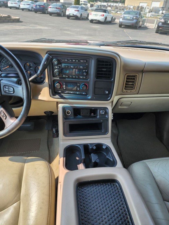 2006 Chevrolet Suburban Image 15