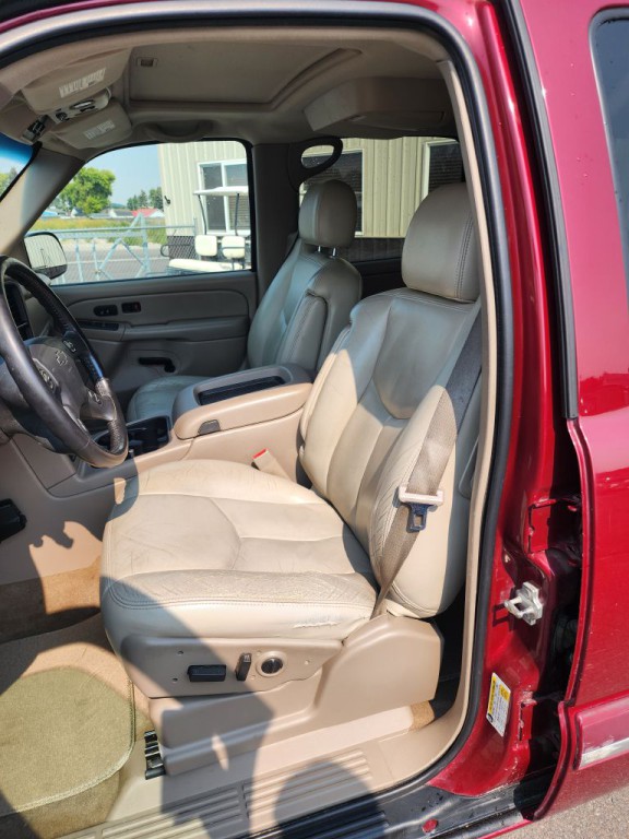 2006 Chevrolet Suburban Image 16