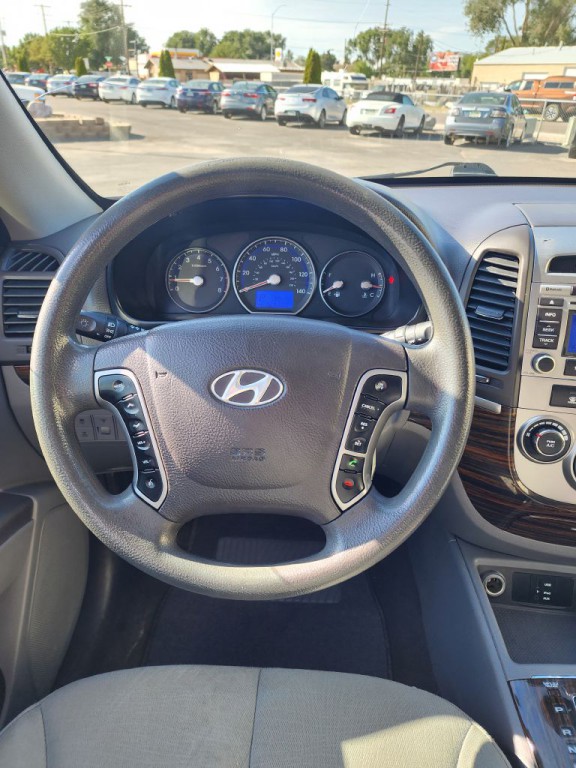 2012 Hyundai Santa Fe Image 11