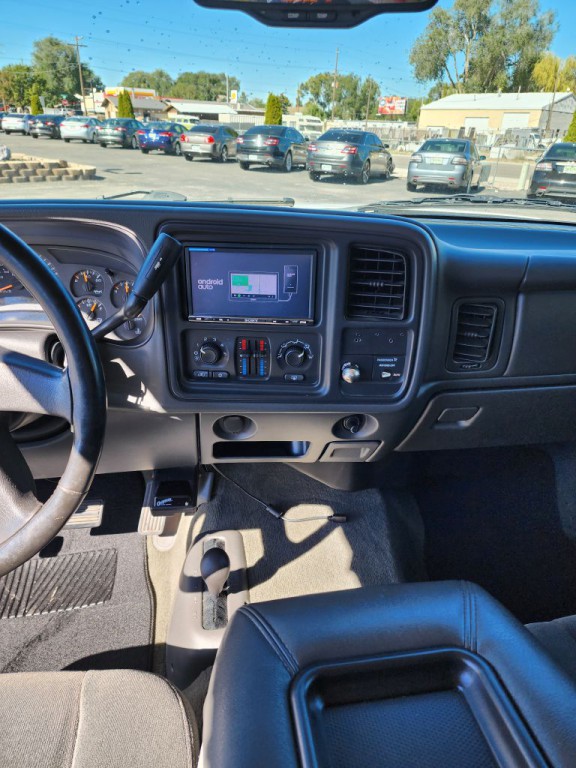 2004 Chevrolet Silverado 1500 Image 13