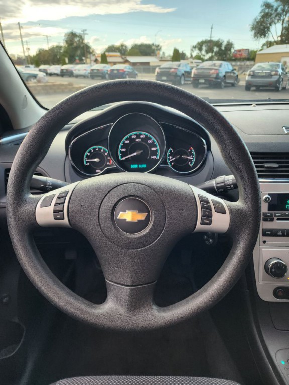 2012 Chevrolet Malibu Image 10