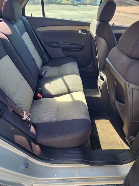 2009 Chevrolet Malibu Image 6