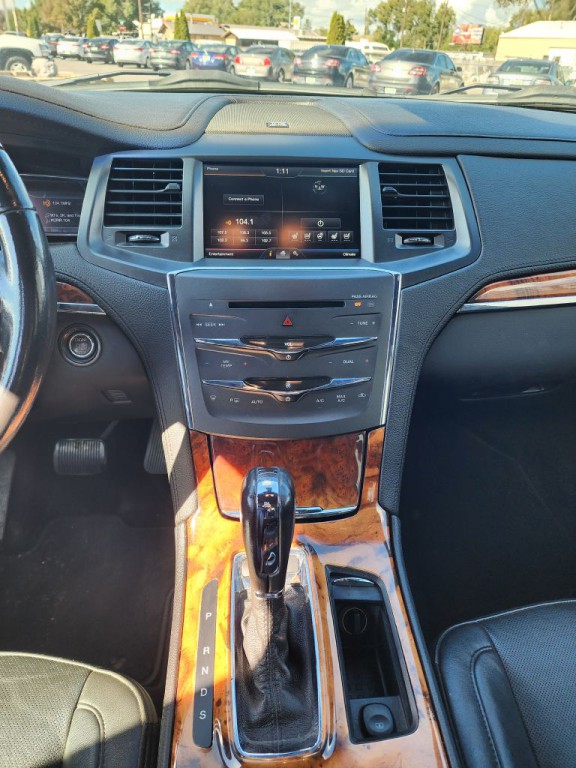 2013 Lincoln MKS Image 12
