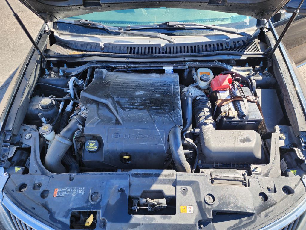 2013 Lincoln MKS Image 16