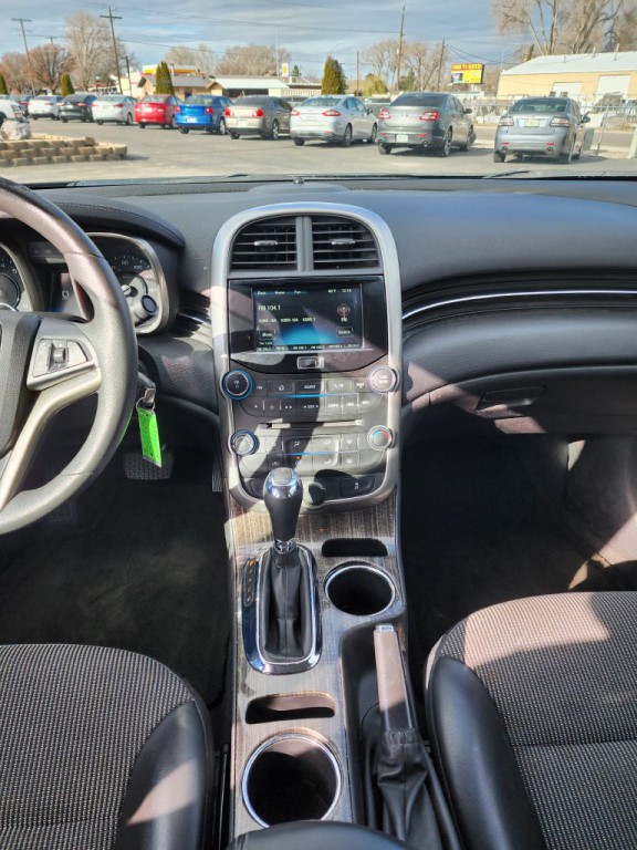 2016 Chevrolet Malibu Image 11