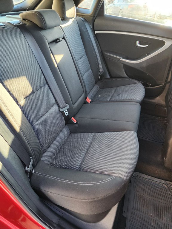 2017 Hyundai Elantra Image 7