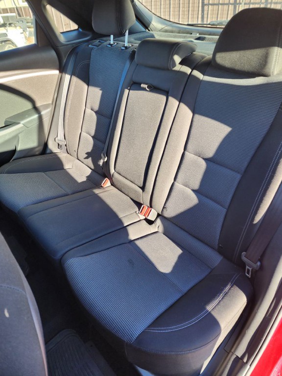 2017 Hyundai Elantra Image 8