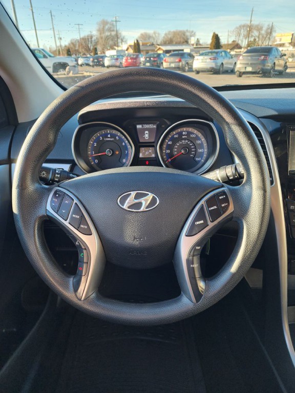 2017 Hyundai Elantra Image 10