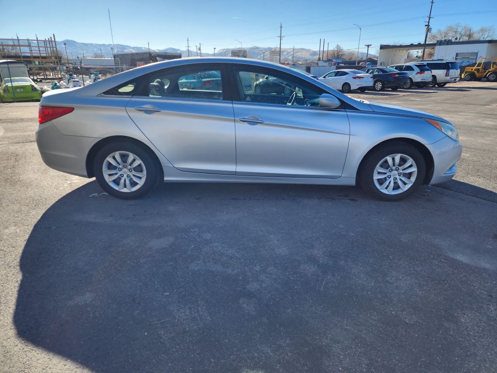 2012 Hyundai Sonata Image 4