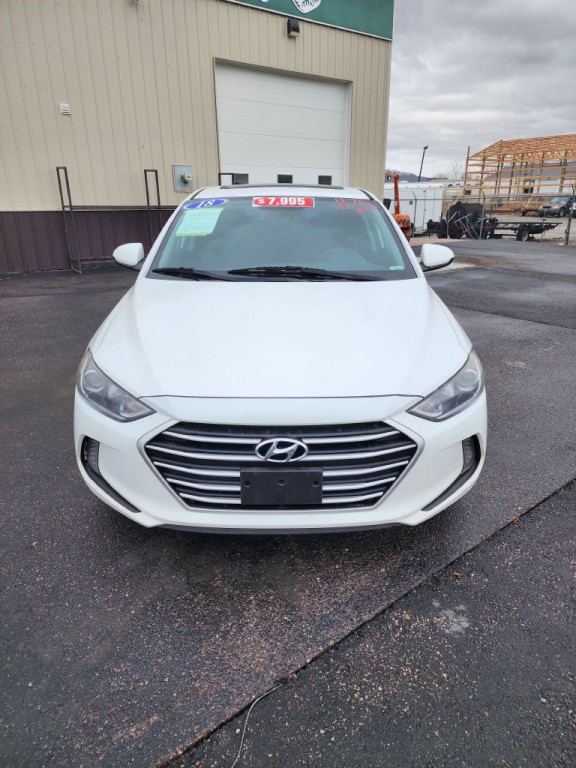 2018 Hyundai Elantra Image 3