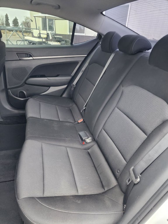 2018 Hyundai Elantra Image 8