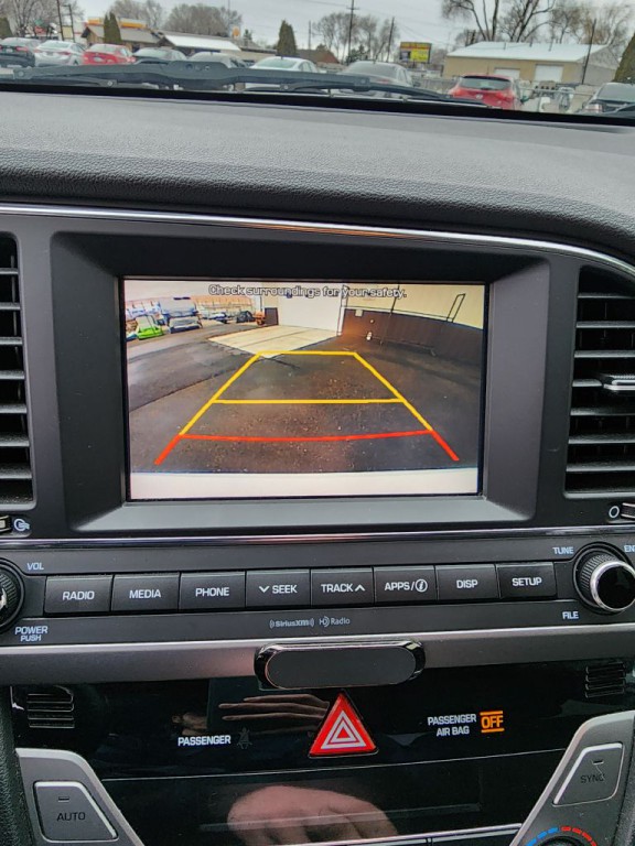 2018 Hyundai Elantra Image 13