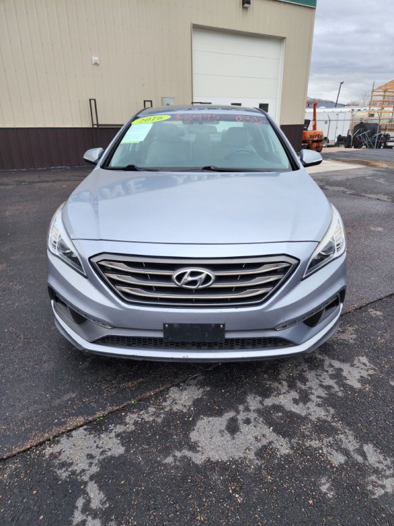 2016 Hyundai Sonata Image 3