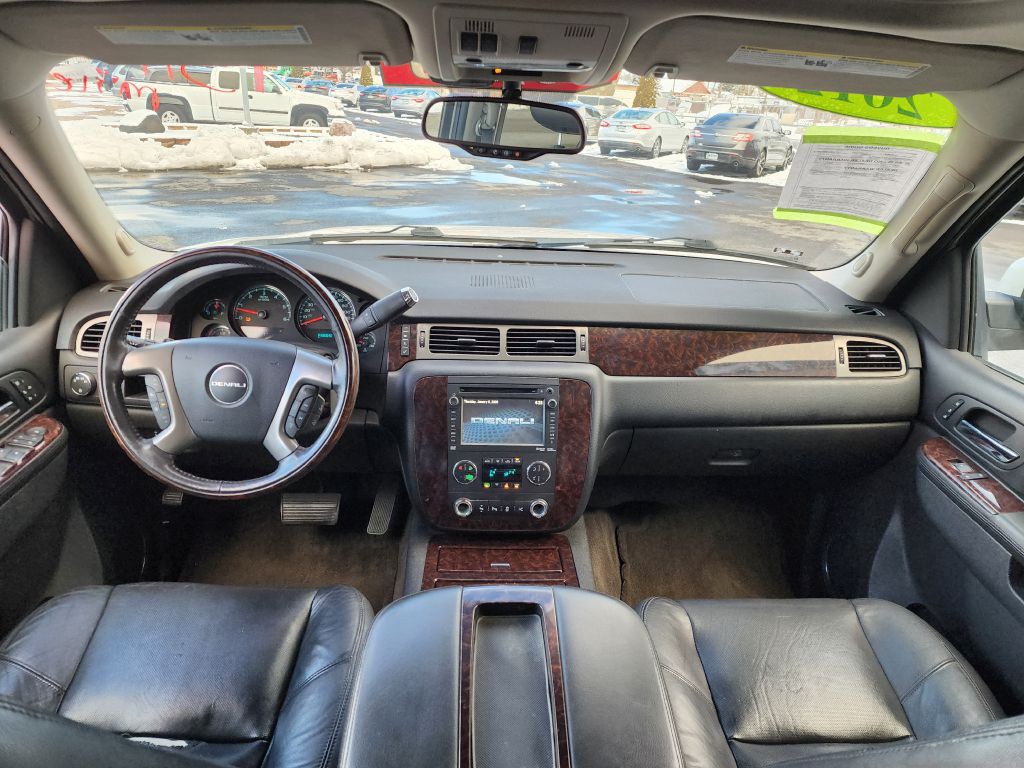 2012 GMC Yukon Image 10