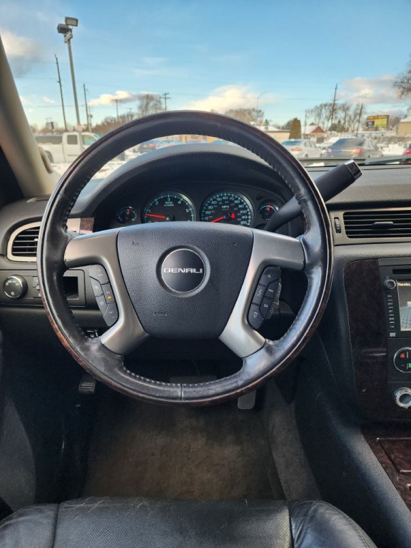 2012 GMC Yukon Image 11