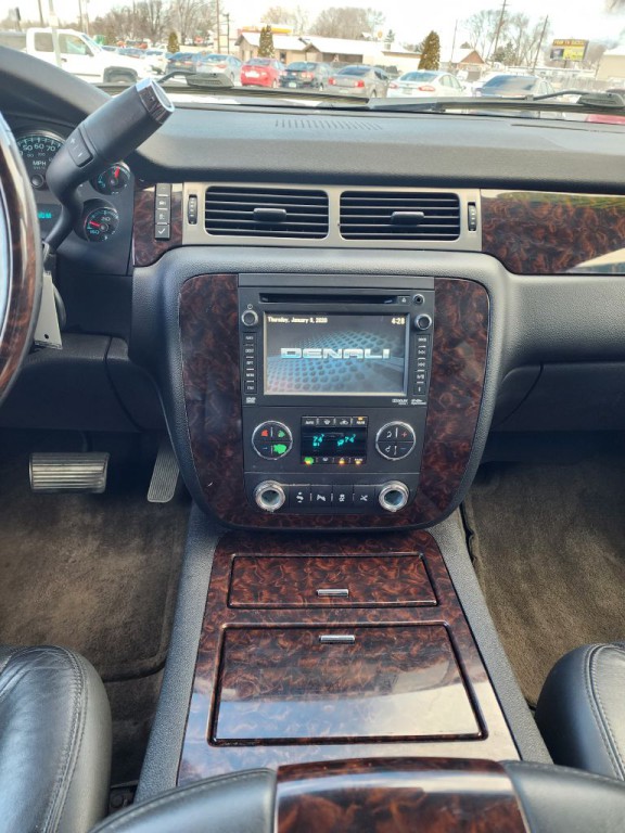 2012 GMC Yukon Image 12