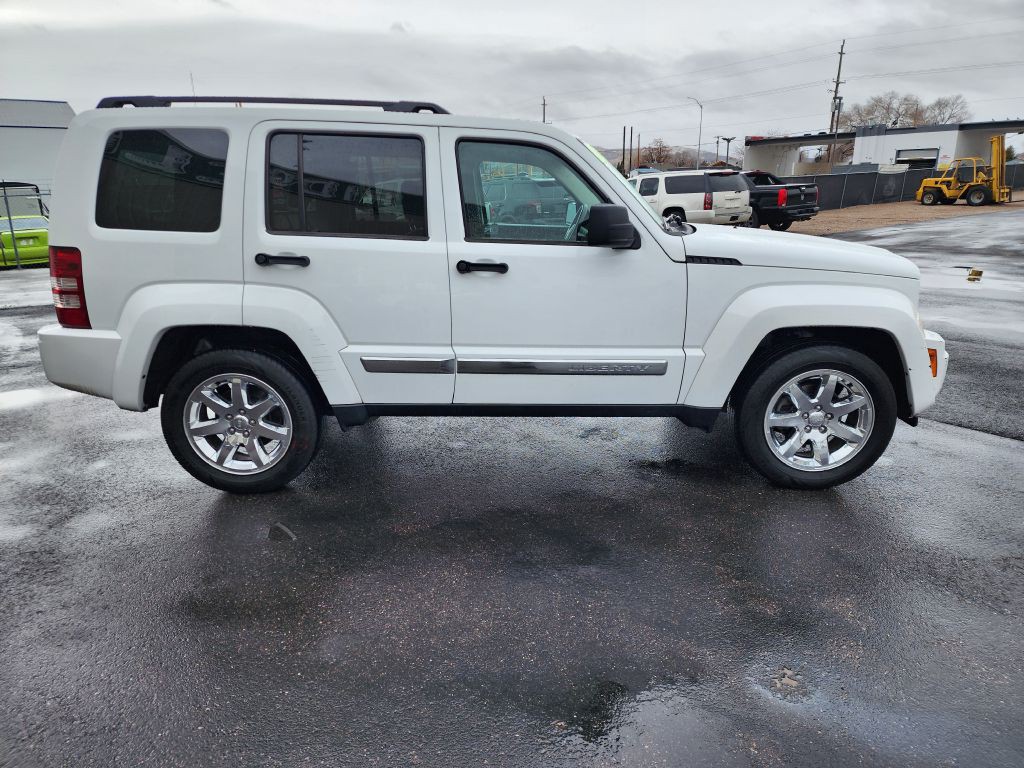 2012 Jeep Liberty Image 4