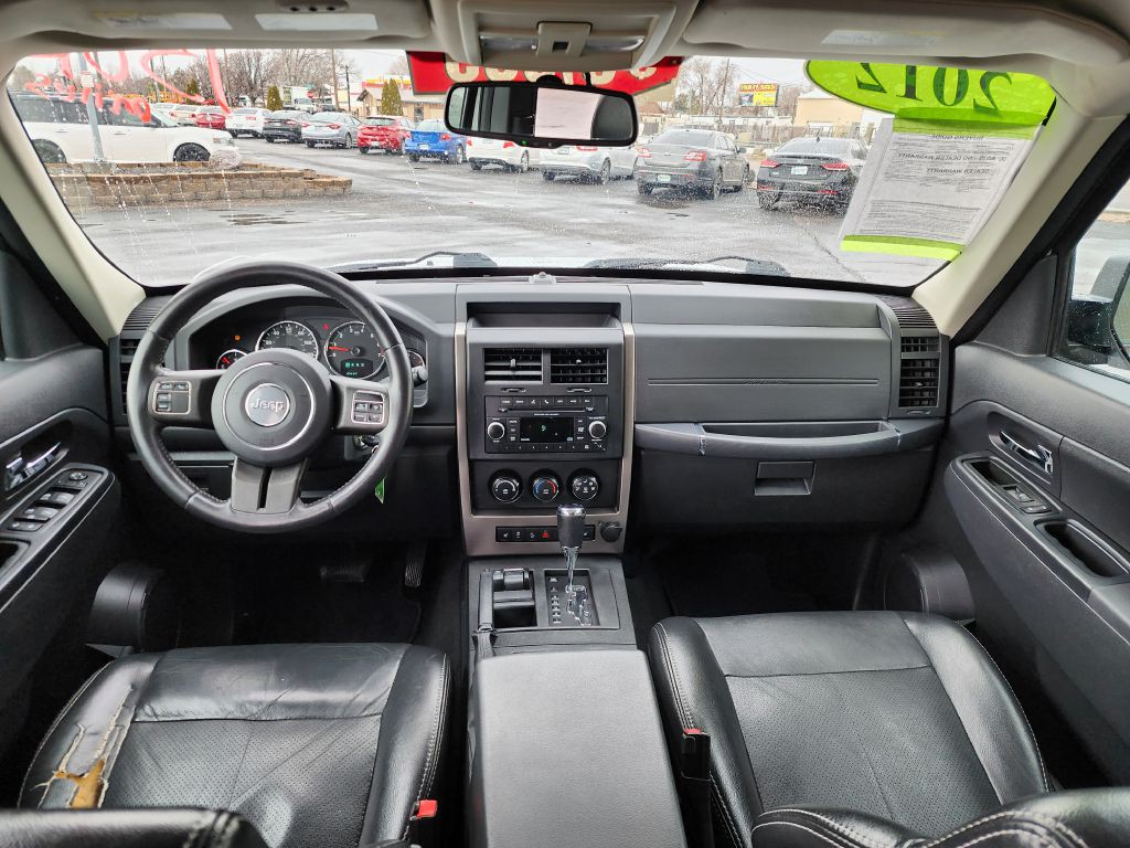 2012 Jeep Liberty Image 9