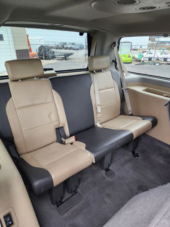 2013 Nissan Armada Image 8