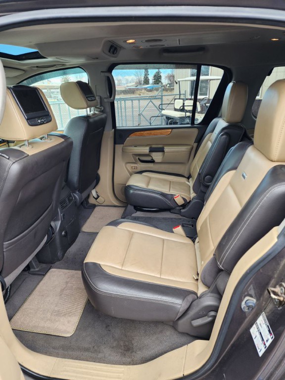 2013 Nissan Armada Image 9