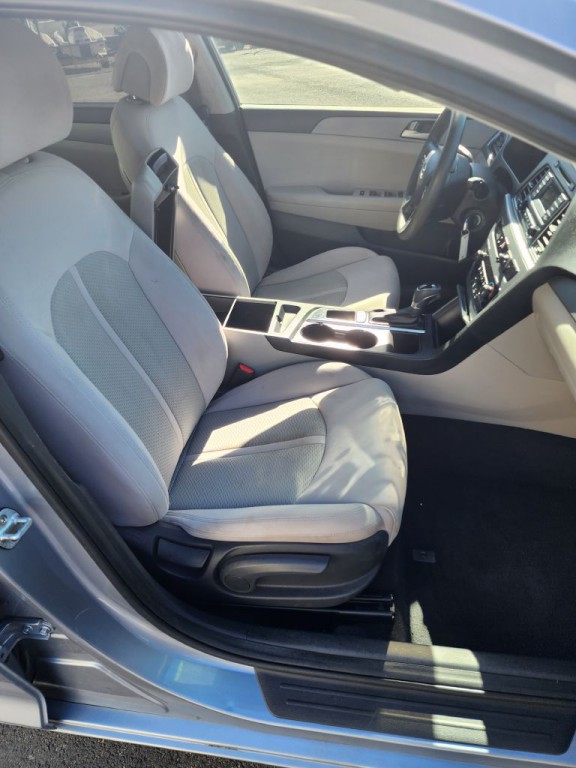 2017 Hyundai Sonata Image 6