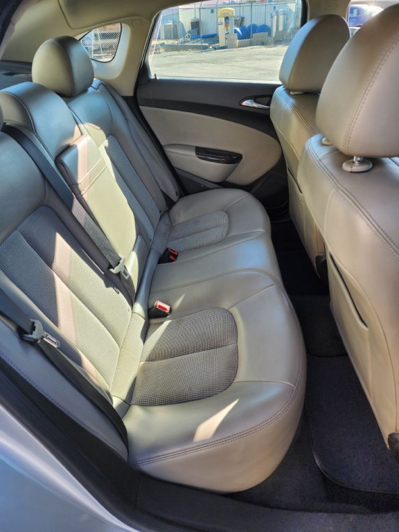 2016 Buick Verano Image 8