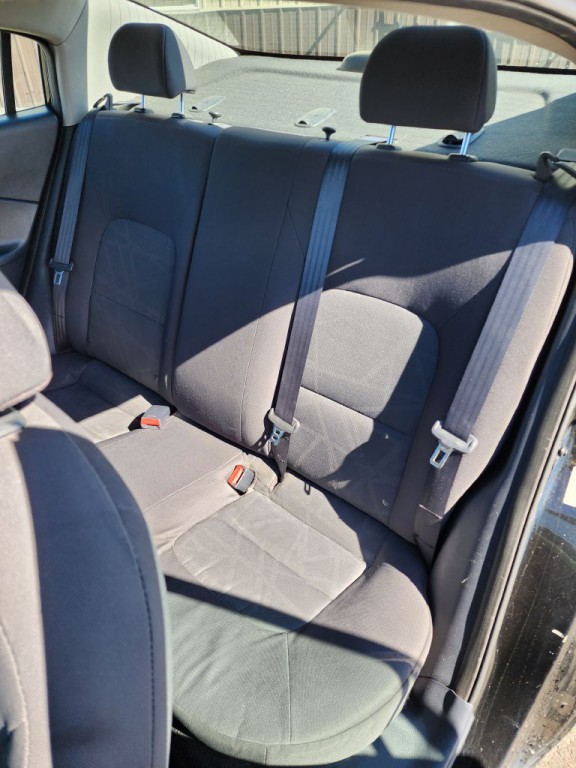 2017 Kia Rio Image 9