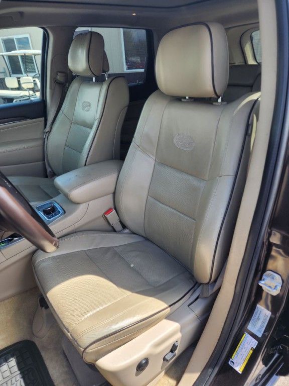 2016 Jeep Grand Cherokee Image 16